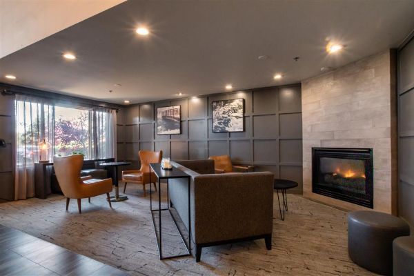 Hotel Oxford Suites Chico